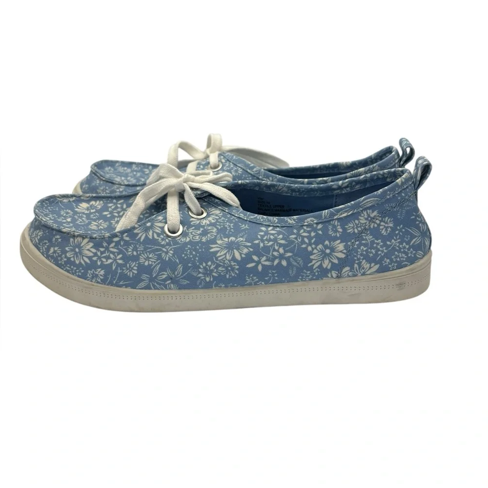 Falls Creek Blue Canvas Flats‎ w/ White Floral Pattern (Size 10)